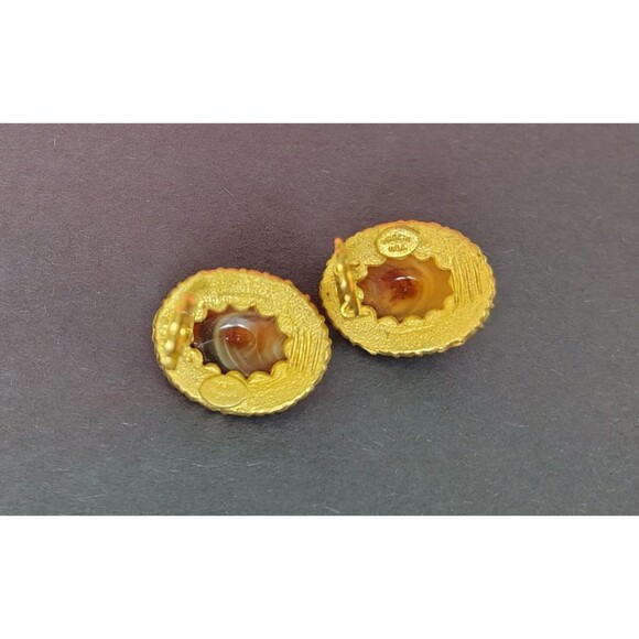 Vintage Clip On Oval Earrings Gold Tone Faux Agate Glass Rhinestone Made in USA - Picture 5 of 11